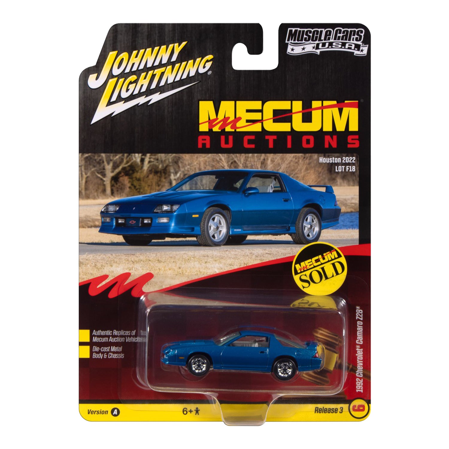Mecum Auctions '92 Chevy Camaro Z28 Blue 1:64 Die-Cast - Front View